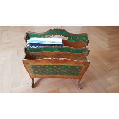 Zeitschriftenständer