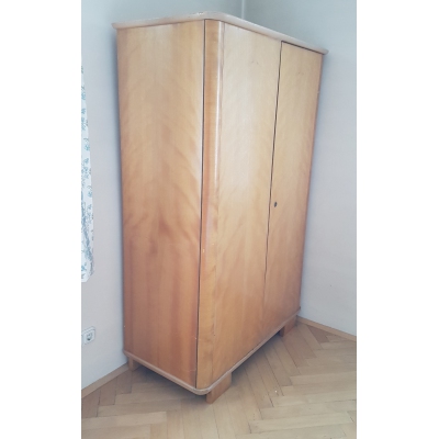 Schrank